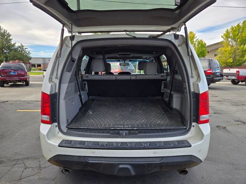 Used 2014 Honda Pilot Touring image 5