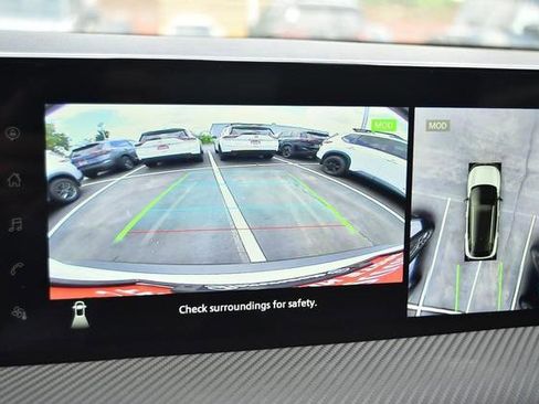 New 2025 Nissan Kicks SR image 13