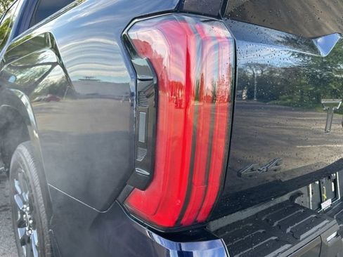 Used 2023 Toyota Tundra Platinum AWD/4WD image 53