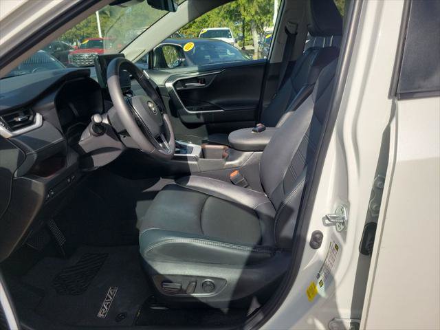 Certified 2025 Toyota RAV4 Limited AWD/4WD image 15