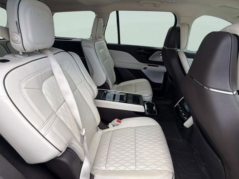 Used 2020 Lincoln Aviator Black Label w/ Dynamic Handling Package AWD/4WD image 13