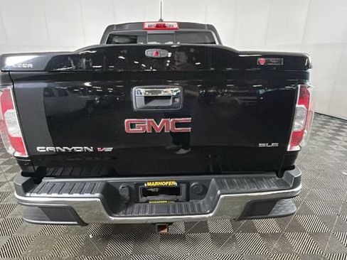 Used 2018 GMC Canyon SLE AWD/4WD image 3