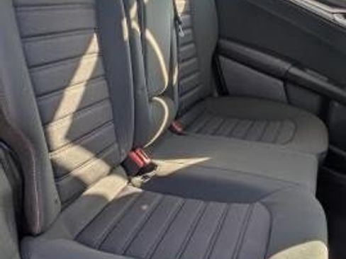 Used 2019 Ford Fusion SE FWD image 15