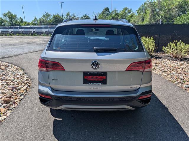 Certified 2024 Volkswagen Taos S AWD/4WD image 4