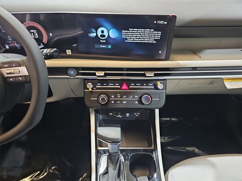 New 2026 Hyundai Tucson SE image 19