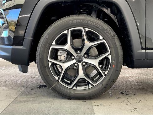 New 2026 Jeep Compass Limited image 14