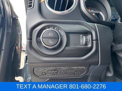 New 2026 Jeep Gladiator Sport AWD/4WD image 16