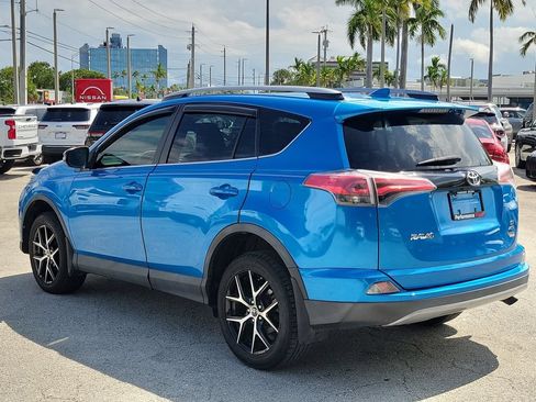 Used 2017 Toyota RAV4 SE AWD/4WD image 9