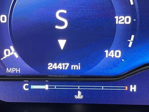 Used 2025 Chevrolet Silverado 2500 LT image 19