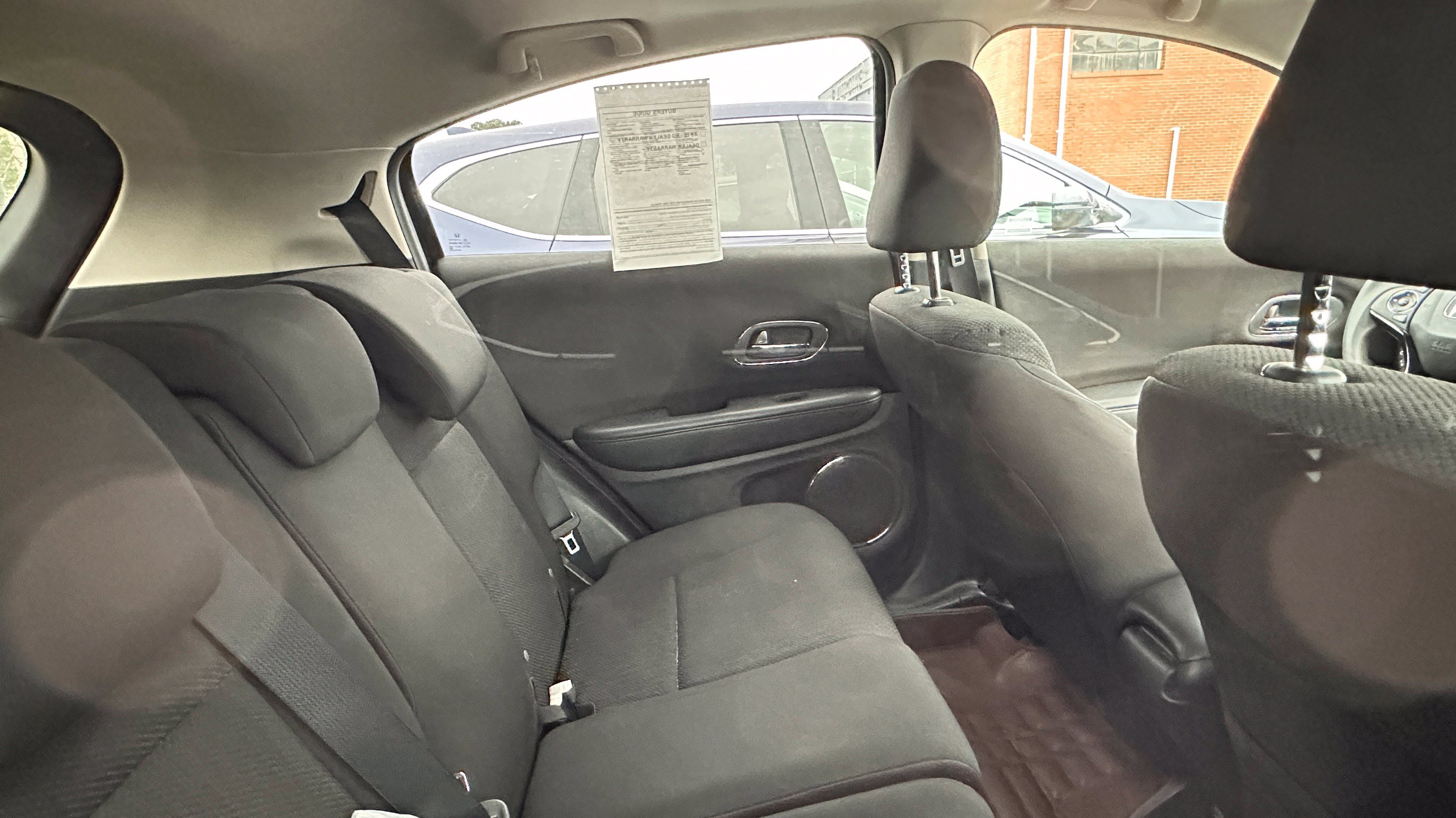 Used 2016 Honda HR-V EX image 8
