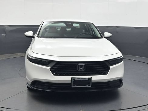 Used 2023 Honda Accord LX image 9