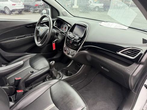 Used 2022 Chevrolet Spark ACTIV image 33
