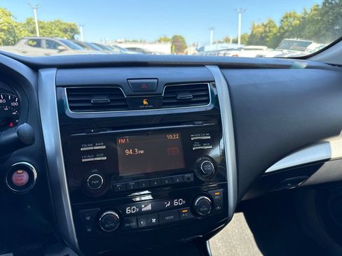 Used 2013 Nissan Altima 2.5 SV FWD image 23