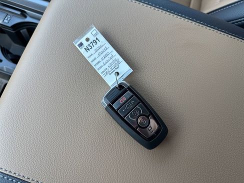 New 2026 Ford F250 Lariat w/ Lariat Premium Package image 53