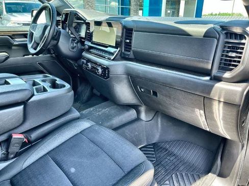 Used 2022 Chevrolet Silverado 1500 RST AWD/4WD image 28