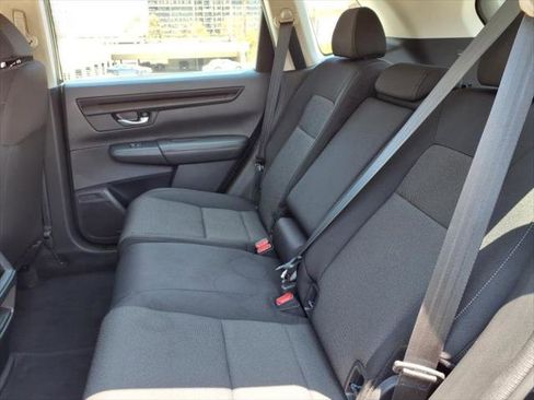 Used 2023 Honda CR-V LX image 9