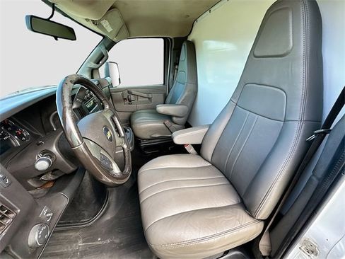 Used 2019 Chevrolet Express 3500 Extended w/ Power Convenience Package image 19