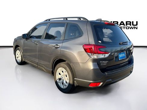 Used 2023 Subaru Forester image 6