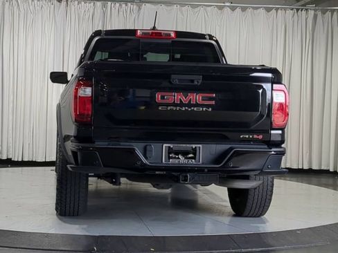 Used 2023 GMC Canyon AT4 w/ AT4 Premium Package AWD/4WD image 7