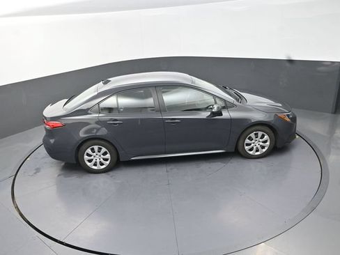 Used 2024 Toyota Corolla LE FWD image 32