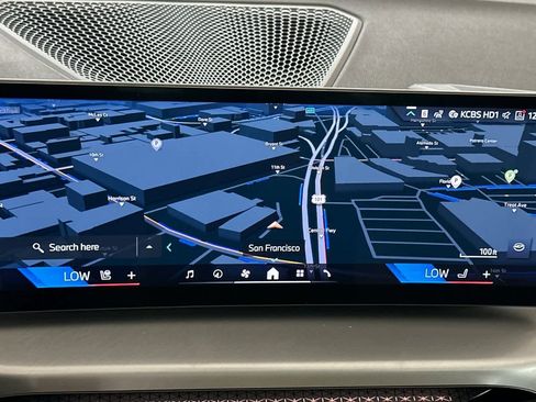 Used 2025 BMW 330i xDrive Sedan w/ M Sport Package image 18