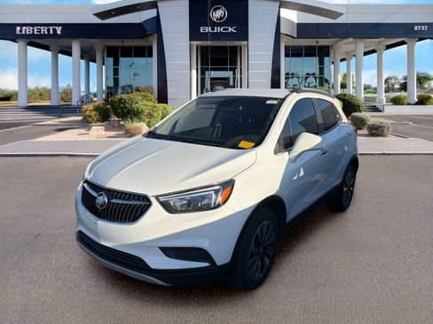 Used 2022 Buick Encore Preferred w/ Safety Package FWD image 4