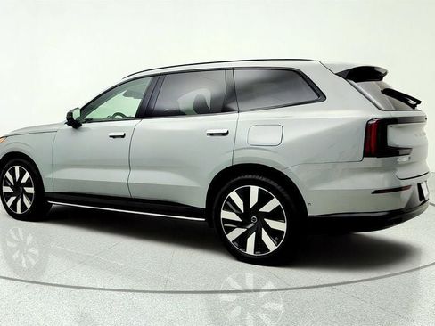 Used 2025 Volvo EX90 Ultra AWD/4WD image 7