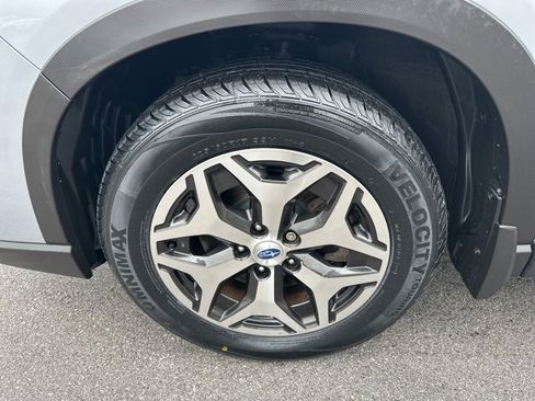 Used 2021 Subaru Forester Premium image 32