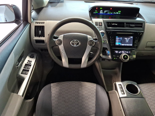 Used 2017 Toyota Prius V Two w/ Carpet Mat Package FWD image 12