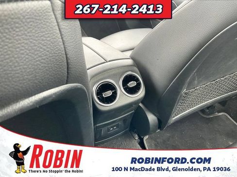 Used 2021 Mercedes-Benz CLA 250 4MATIC image 12