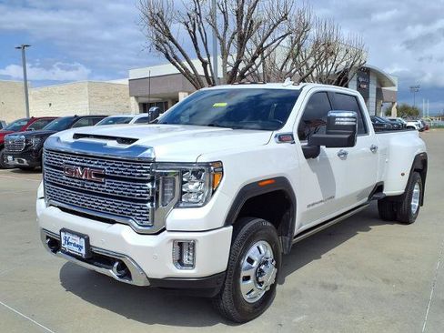 Certified 2022 GMC Sierra 3500 Denali w/ Denali Ultimate Package image 28