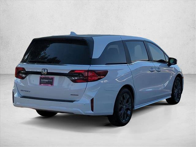 New 2027 Honda Odyssey Touring image 2