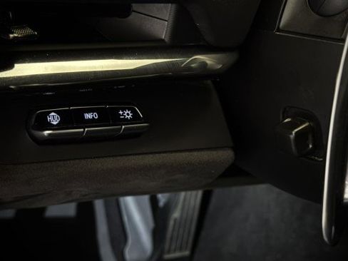 Used 2024 Chevrolet Corvette Stingray Premium Cpe w/ Z51 Performance Package image 12