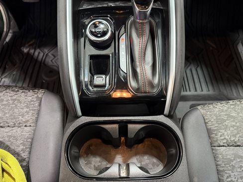 Used 2023 Chevrolet Colorado Z71 w/ Z71 Convenience Package 2 image 13