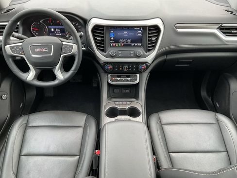 Used 2023 GMC Acadia SLT w/ Preferred Package image 17