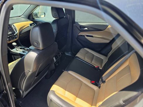 Used 2022 Chevrolet Equinox Premier FWD image 13