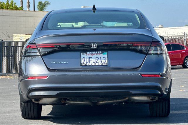 Certified 2025 Honda Accord SE image 5