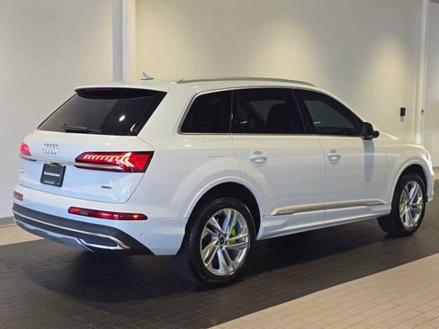 Used 2023 Audi Q7 3.0T Prestige w/ Prestige Package AWD/4WD image 7