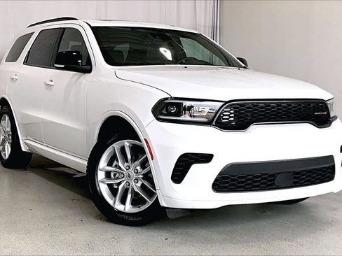 Used 2024 Dodge Durango GT RWD image 1