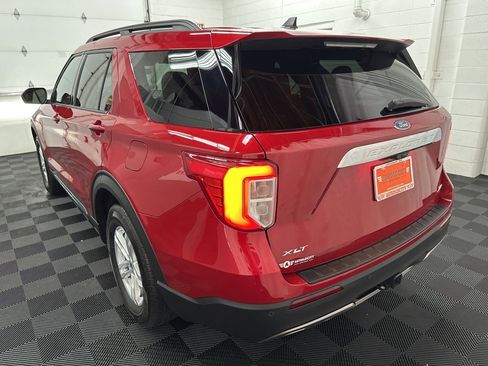 Used 2024 Ford Explorer XLT w/ Equipment Group 202A image 7