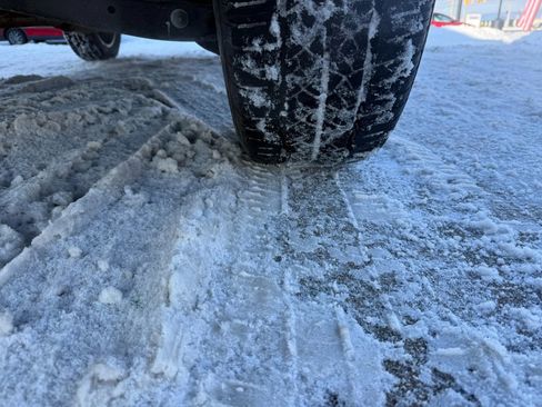 Used 2023 Subaru Crosstrek 2.0i Premium image 47