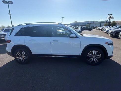 Used 2023 Mercedes-Benz EQB 300 4MATIC image 6