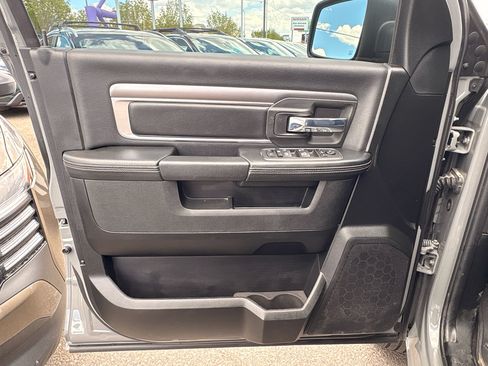 Used 2022 RAM 1500 Classic Warlock w/ Ceramic Grey Warlock Package AWD/4WD image 13