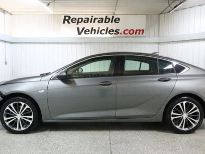 Used 2019 Buick Regal Preferred w/ Driver Confidence Package I