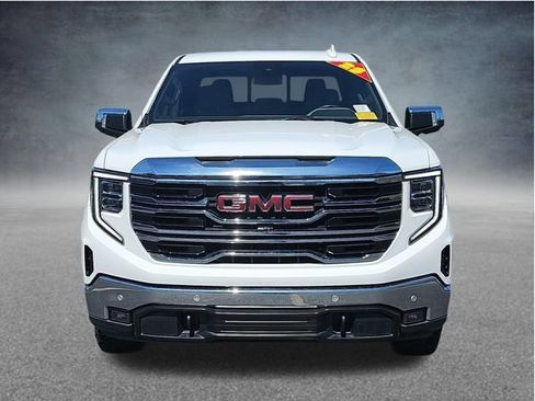 Used 2023 GMC Sierra 1500 SLT w/ SLT Premium Plus Package AWD/4WD image 9