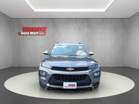 Used 2021 Chevrolet TrailBlazer ACTIV w/ Sun and Liftgate Package AWD/4WD image 2