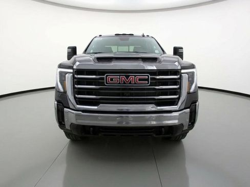 New 2026 GMC Sierra 3500 SLE w/ SLE Value Package image 4
