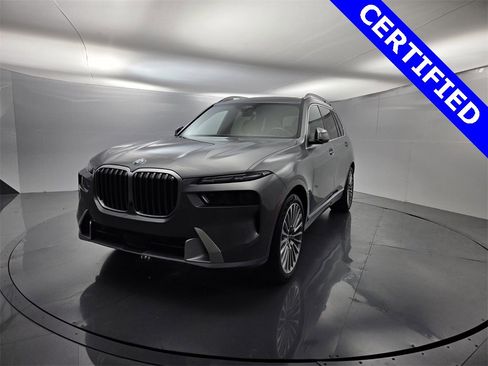Used 2024 BMW X7 xDrive40i w/ Premium Package image 5