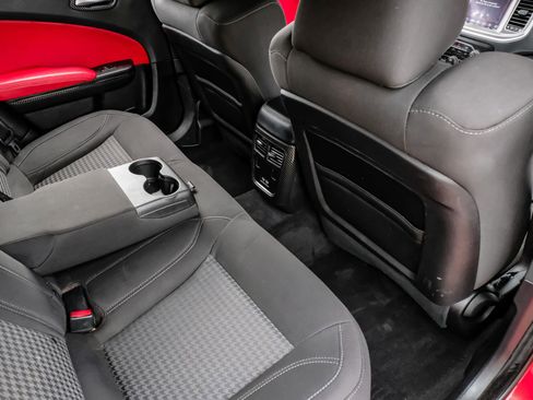 Used 2019 Dodge Charger R/T image 40