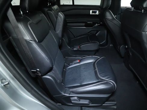 Used 2023 Ford Explorer ST w/ Equipment Group 401A AWD/4WD image 34